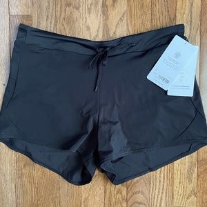 NWT Athleta Wavebreak swim short, black, size M